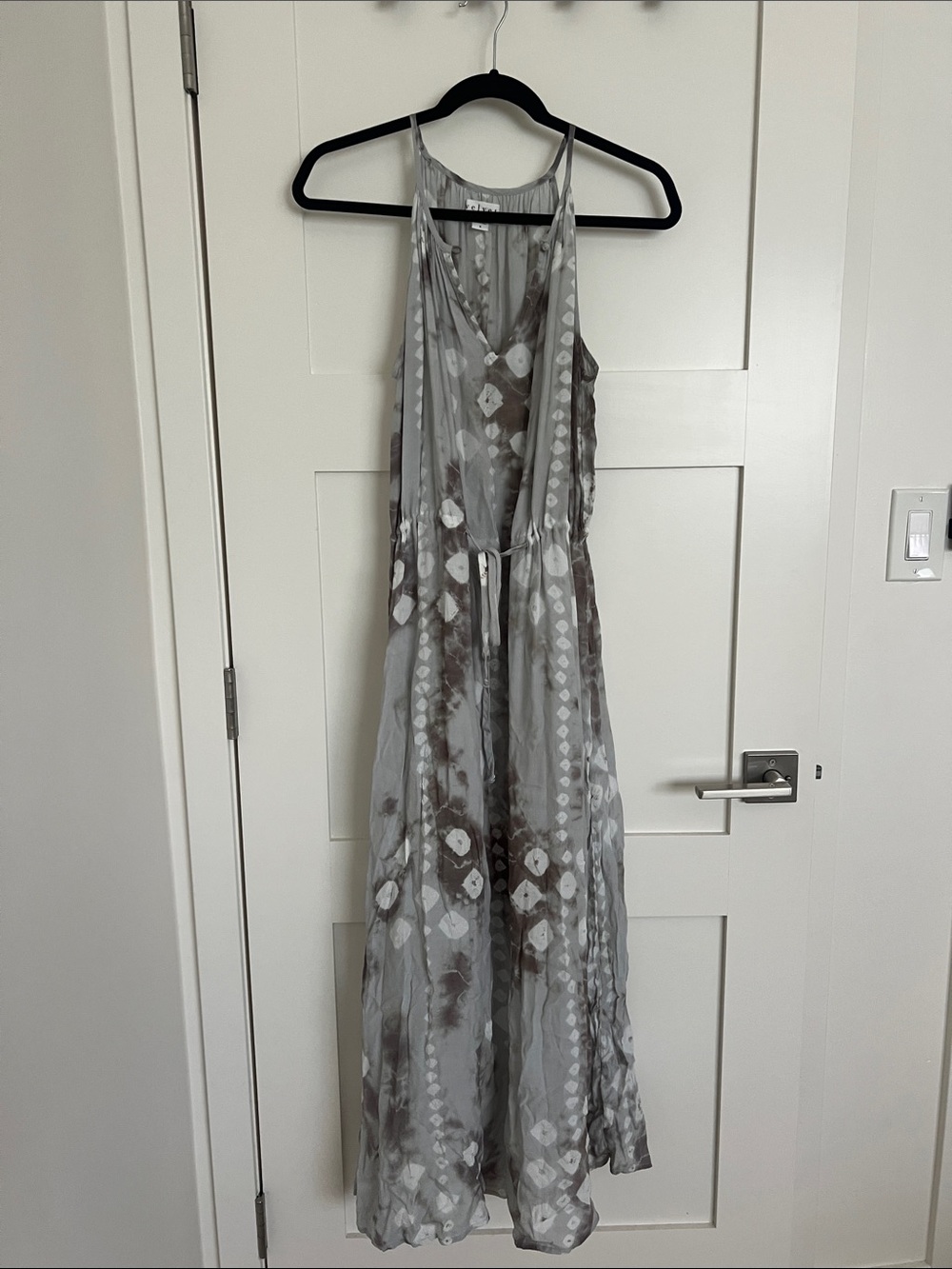 Velvet by Graham & Spencer Gray and Taupe Printed Maxi Dress